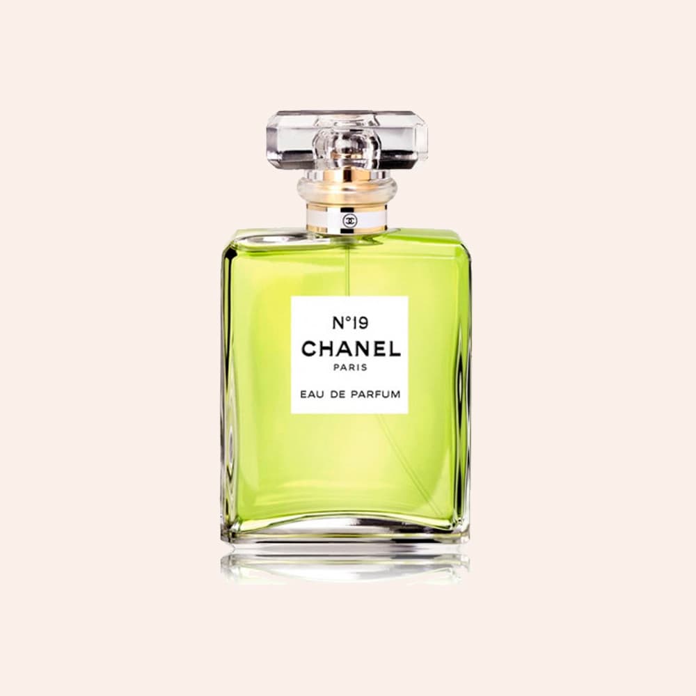 Chanel No 19